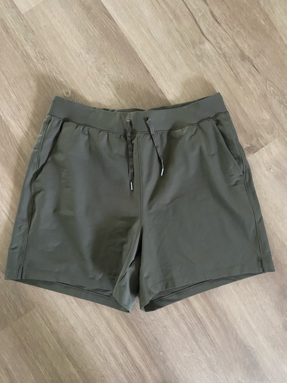 Old Navy Powersoft 5” Green Shorts